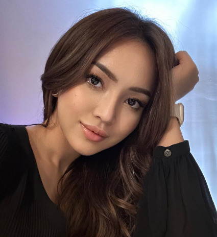 5 Pelakon Cantik Myanmar yang Menawan Tahun 2023